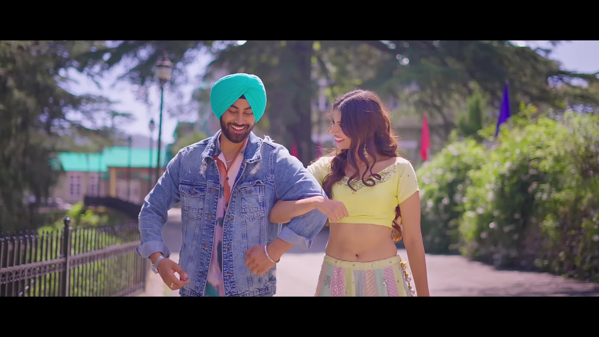 Download Challe Yaar Coachella (2025) Movie
