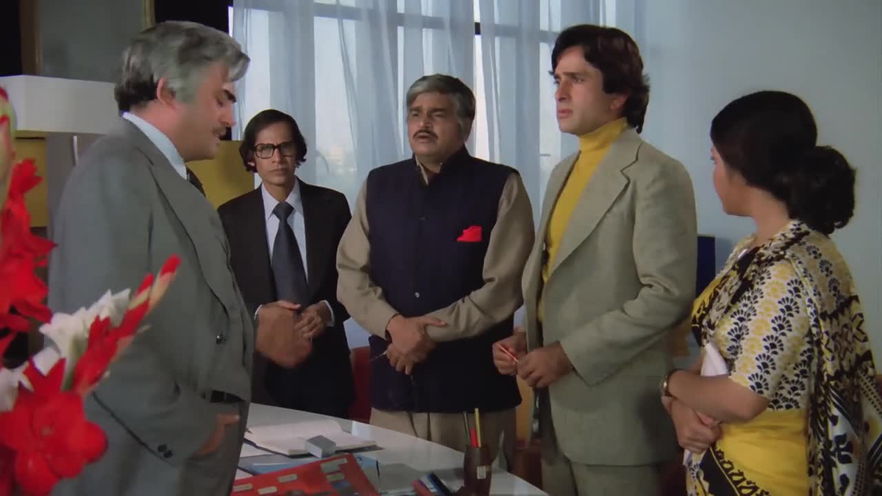 Download Trishul (1978) Movie