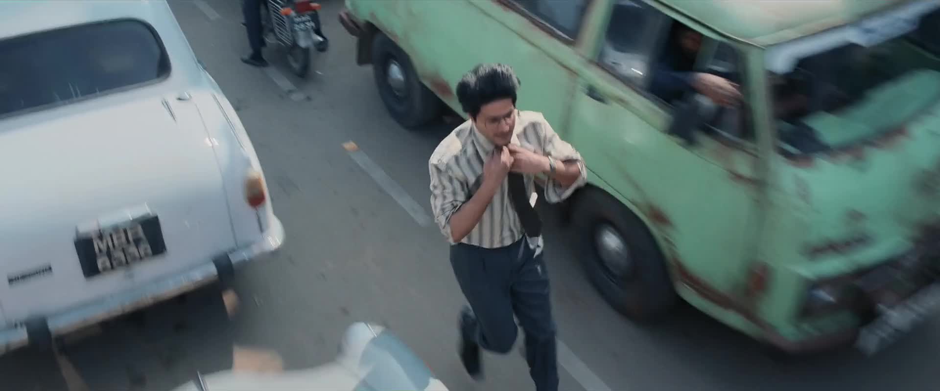 Download Lucky Baskhar (2024) Movie