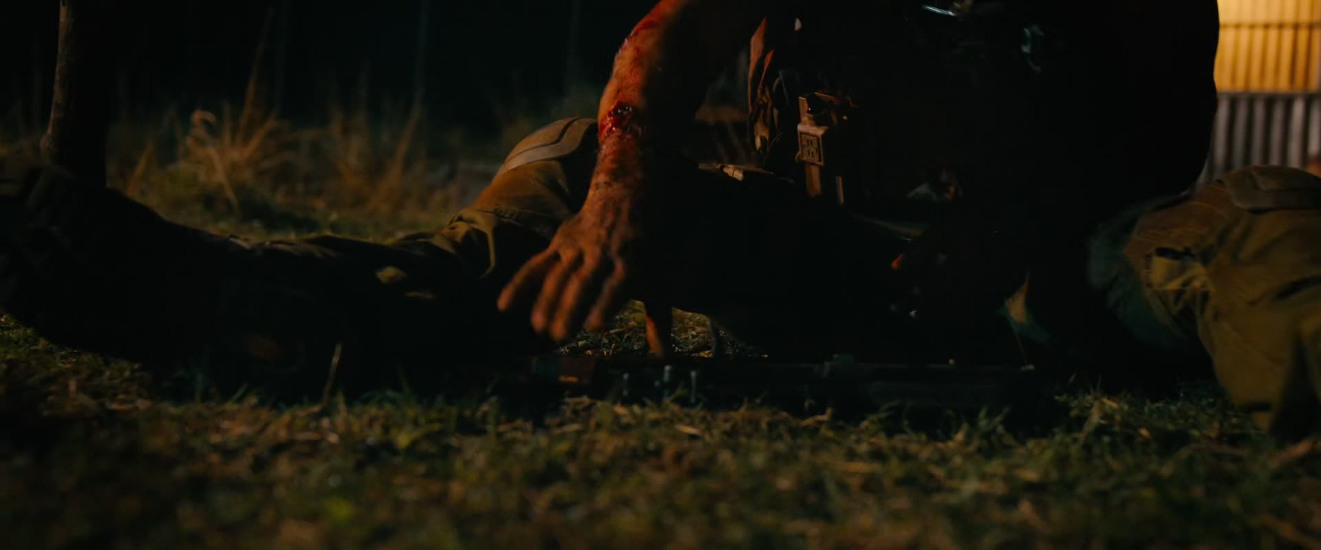 Download Rogue (2020) Movie
