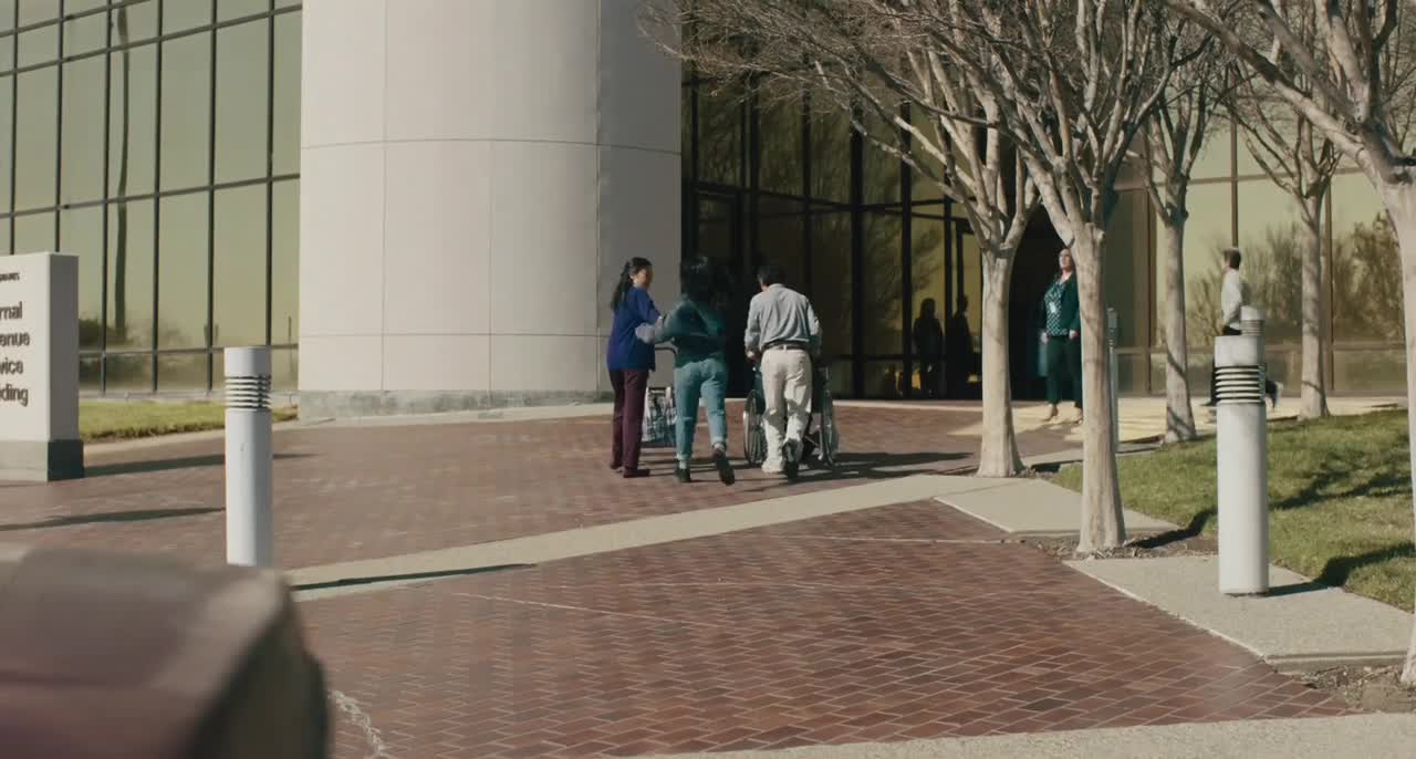 Download Everything Everywhere All at Once (2022) HD Movie 480p [418MB] || 720p [798MB] || 1080p [2.17GB]