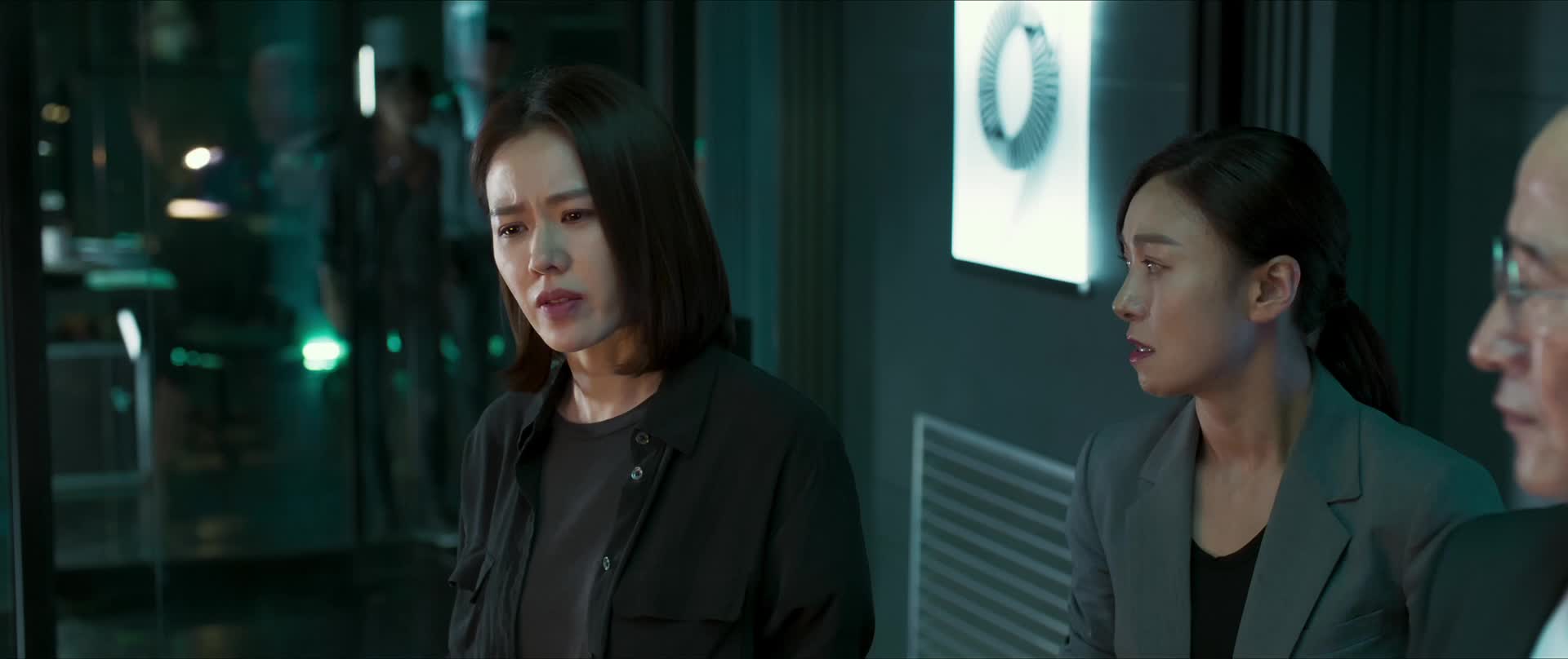 Download The Negotiation (2018) HD Movie 480p [293MB] || 720p [1.03GB] || 1080p [1.49GB]