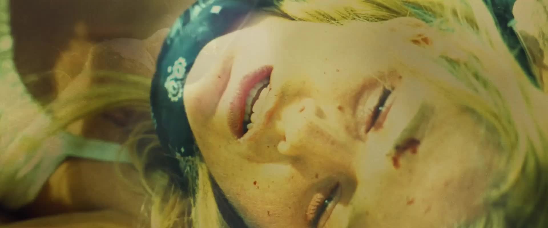 Download Savages (2012) HD Movie 480p [466MB] || 720p [1.00GB] || 1080p [1.90GB]
