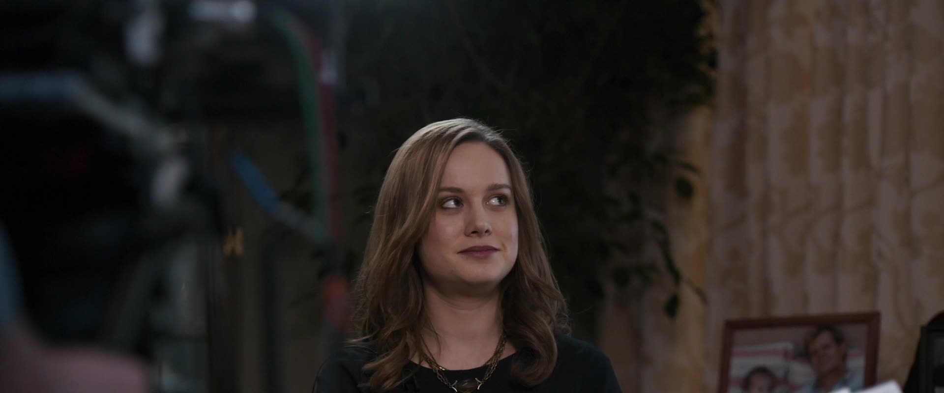 Download Room (2015) HD Movie 480p [497MB] || 720p [908MB] || 1080p [1.79GB]