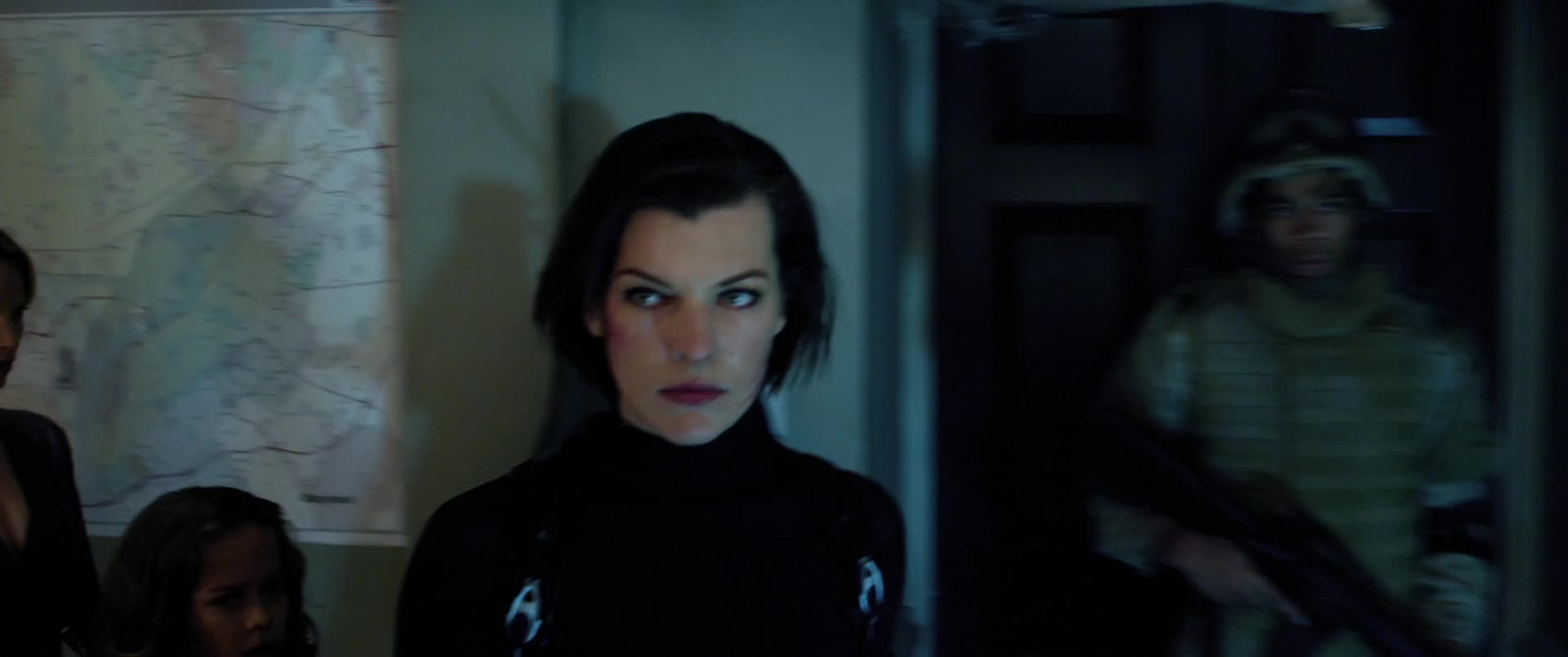 Download Resident Evil: Retribution (2012) HD Movie 480p [449MB] || 720p [937MB] || 1080p [1.48GB]