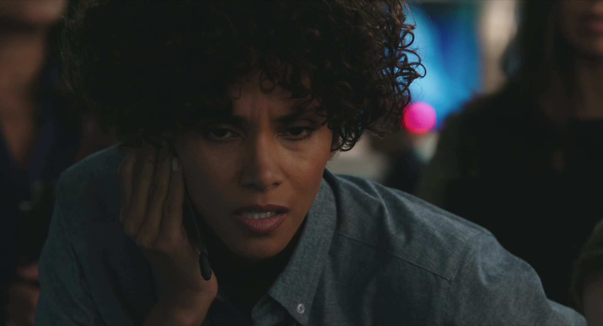 Download The Call (2013) HD Movie 480p [312MB] || 720p [817MB] || 1080p [1.47GB]