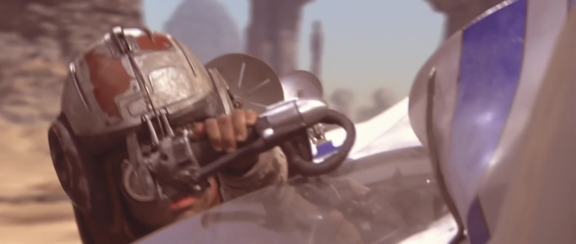 Download Star Wars: Episode I – The Phantom Menace (1999) HD Movie 480p [393MB] || 720p [798MB] || 1080p [1.77GB]
