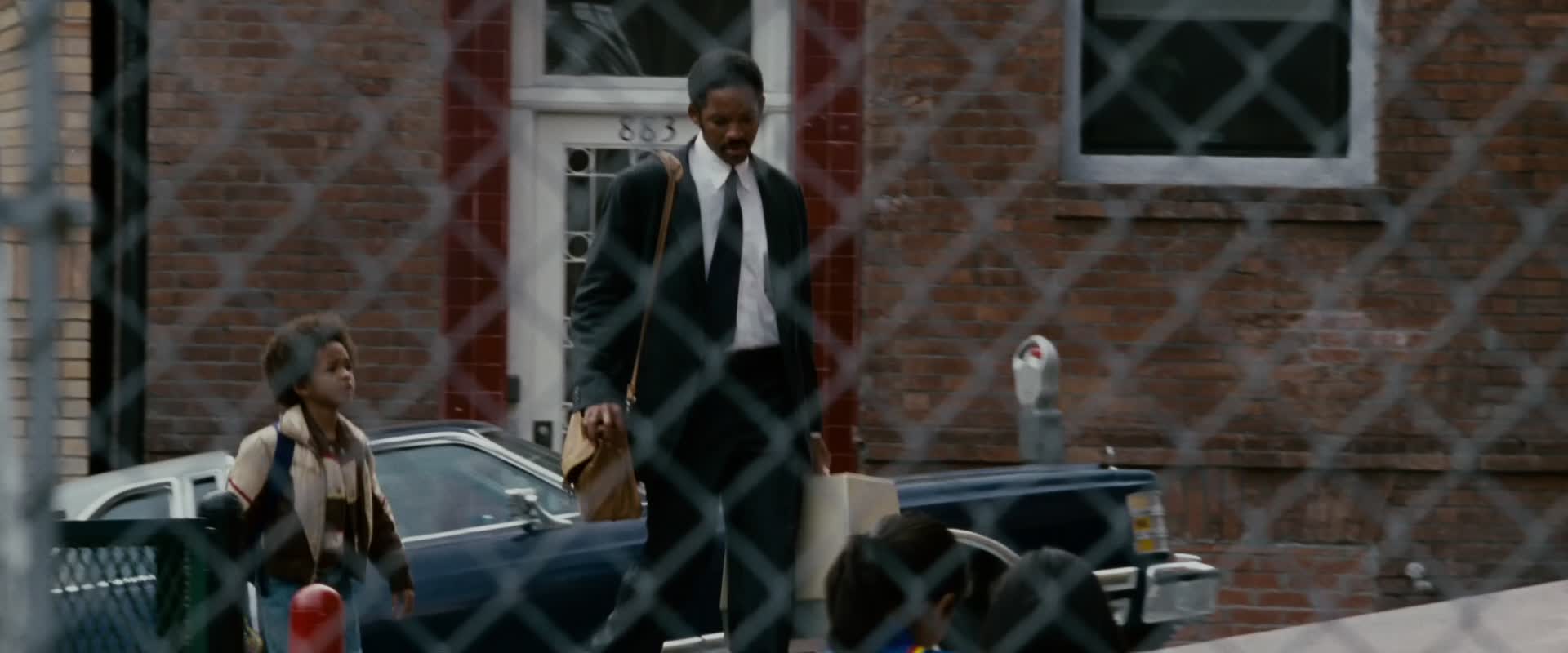 Download The Pursuit of Happyness (2006) HD Movie 480p [356MB] || 720p [955MB] || 1080p [2.71GB]