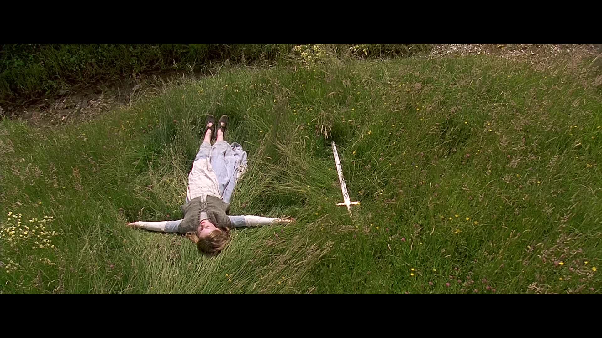 Download The Messenger: The Story of Joan of Arc (1999) HD Movie 480p [479MB] || 720p [1.26GB] || 1080p [2.42GB]