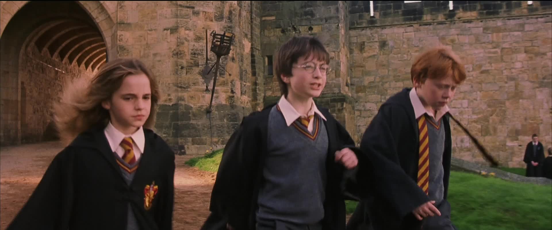 Loading Screenshot for Harry Potter and the Philosopher’s Stone (2001)
