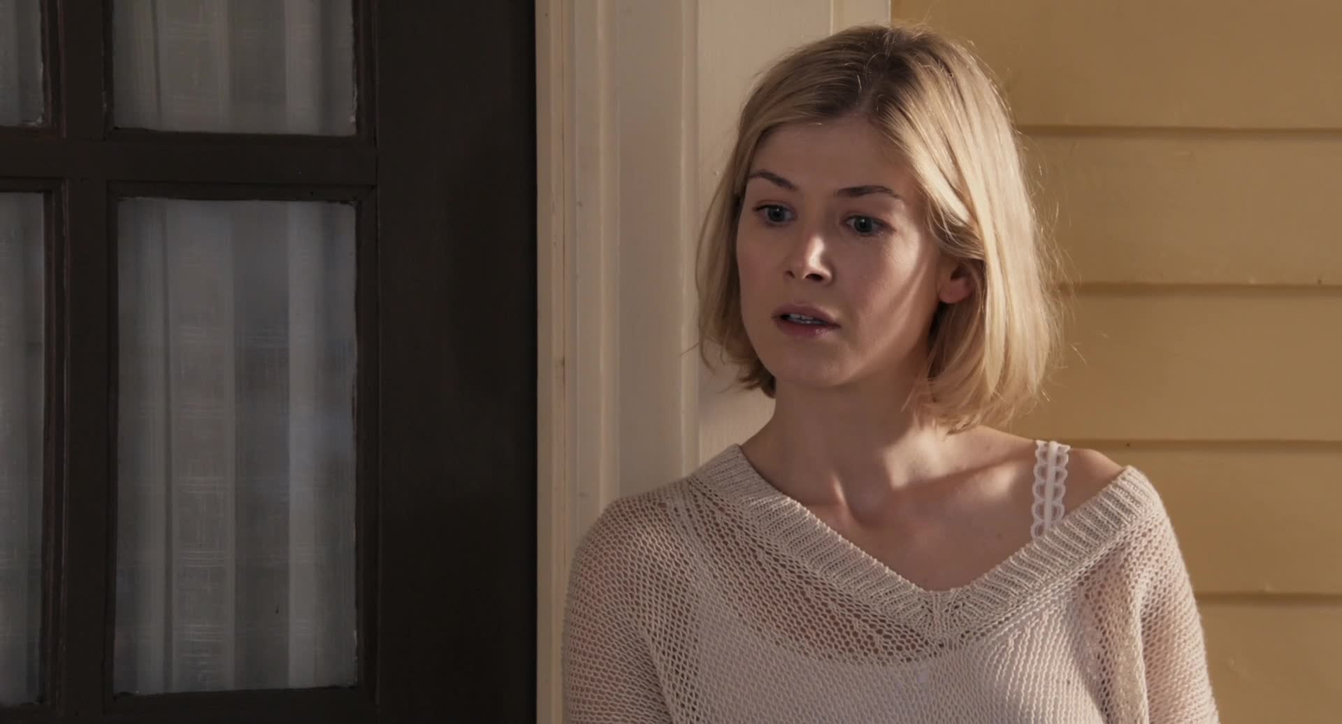 Download Return to Sender (2015) HD Movie 480p [289MB] || 720p [777MB] || 1080p [1.91GB]