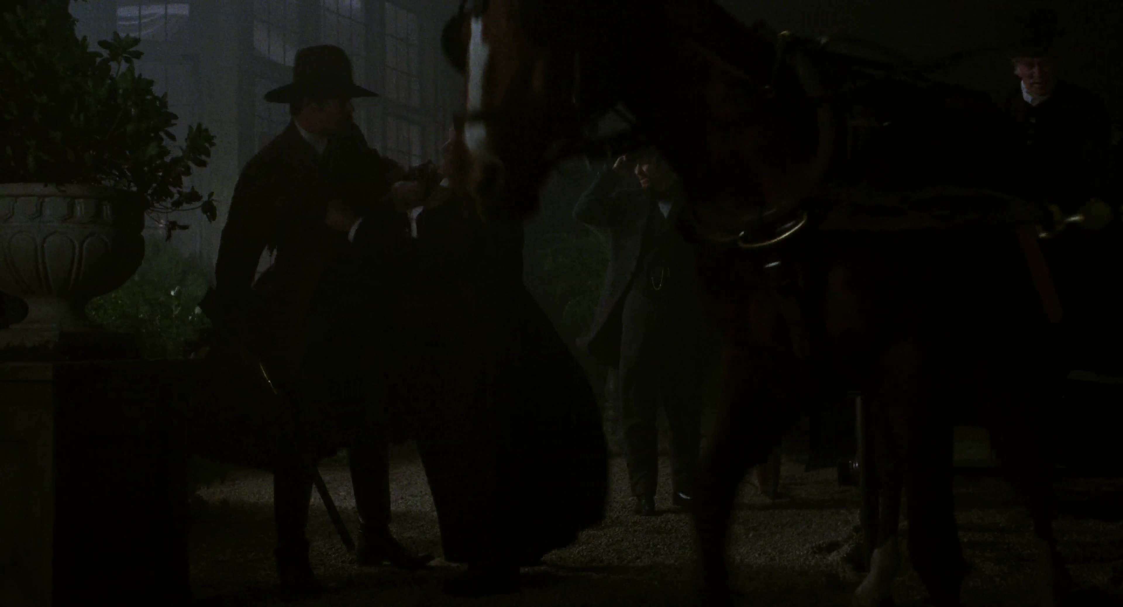 Download Bram Stoker’s Dracula (1992) HD Movie 480p [386MB] || 720p [1.09GB] || 1080p [1.98GB]