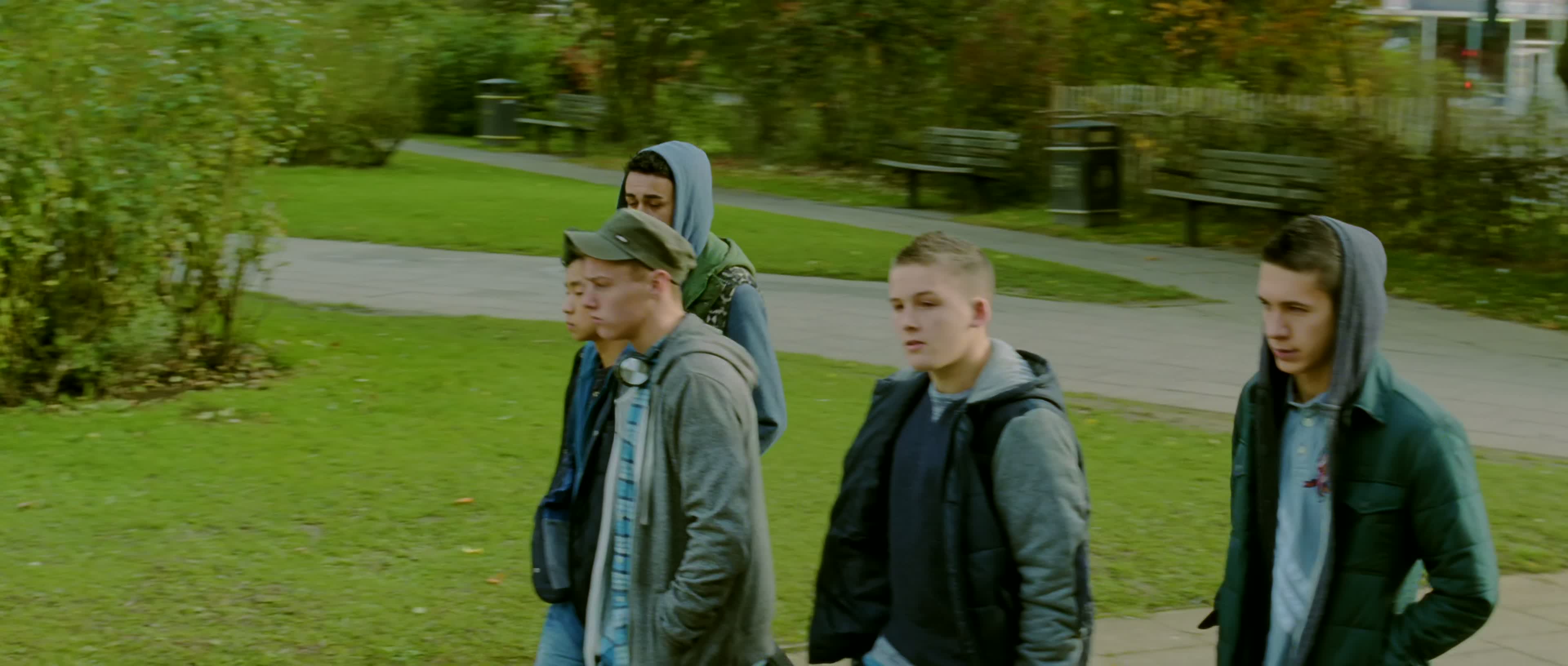 Download The World’s End (2013) HD Movie 480p [381MB] || 720p [505MB] || 1080p [1.64GB]