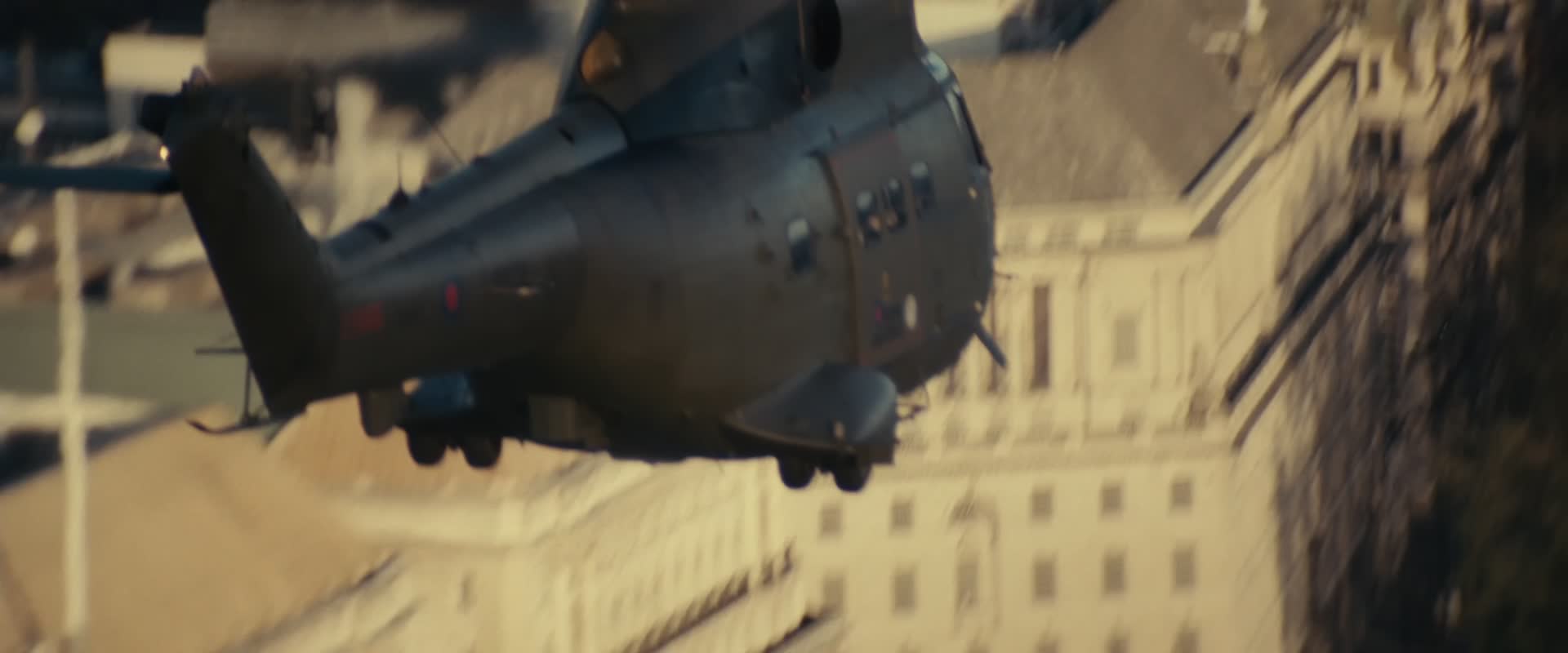 Download Edge of Tomorrow (2014) HD Movie 480p [539MB] || 720p [1.11GB] || 1080p [1.77GB]