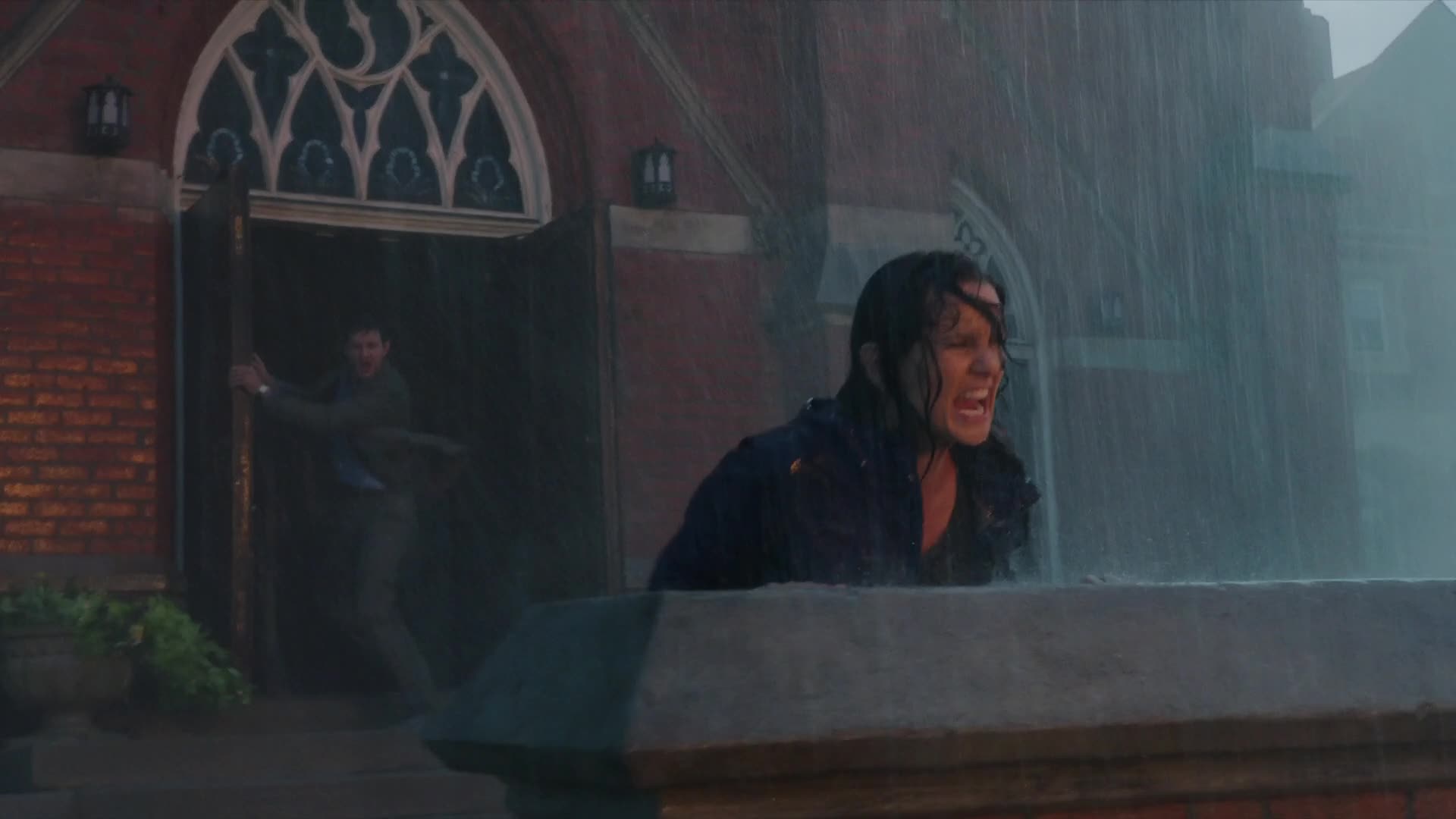 Download Into the Storm (2014) HD Movie 480p [381MB] || 720p [883MB] || 1080p [2.81GB]