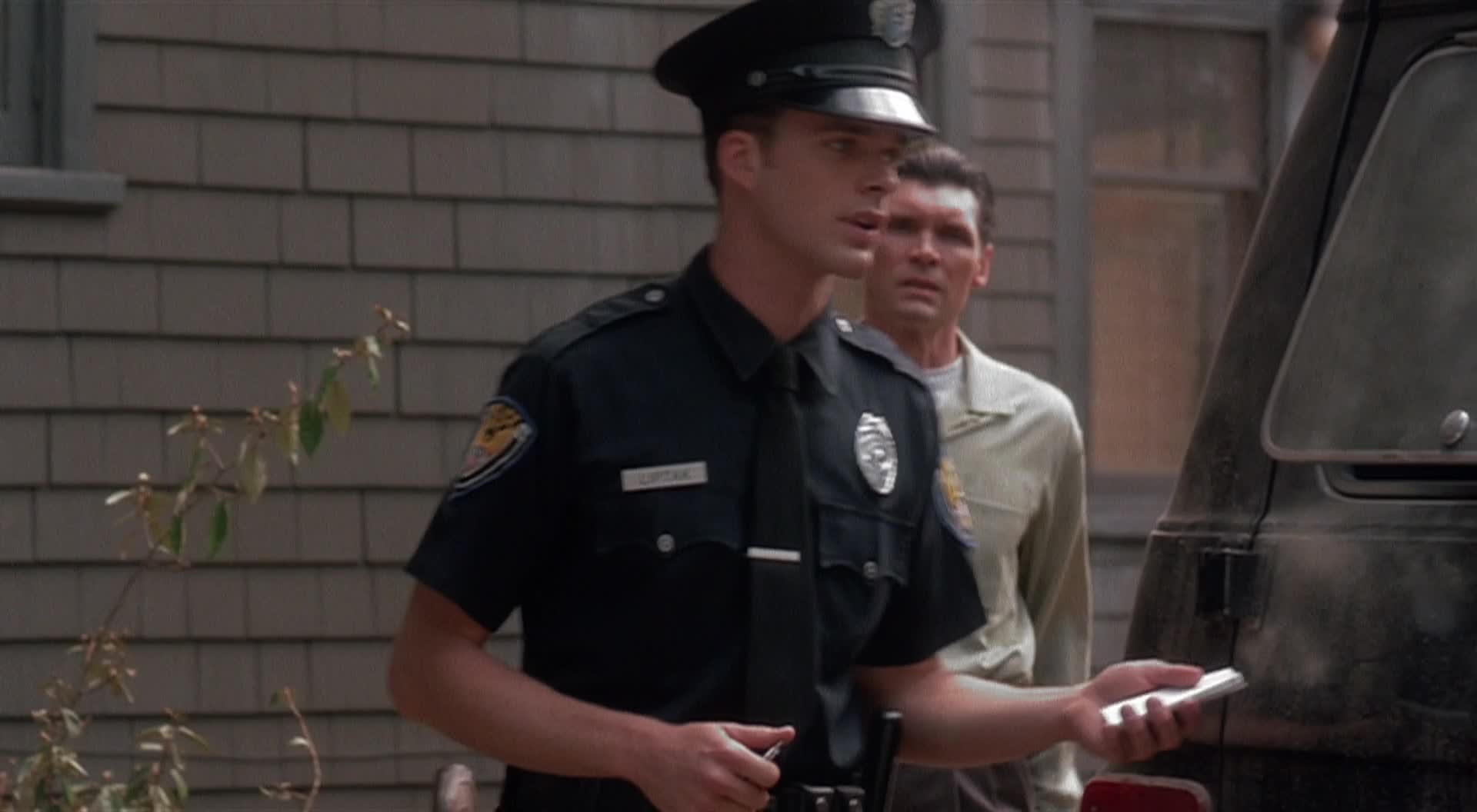 Download The People Under the Stairs (1991) HD Movie 480p [309MB] || 720p [829MB] || 1080p [1.94GB]