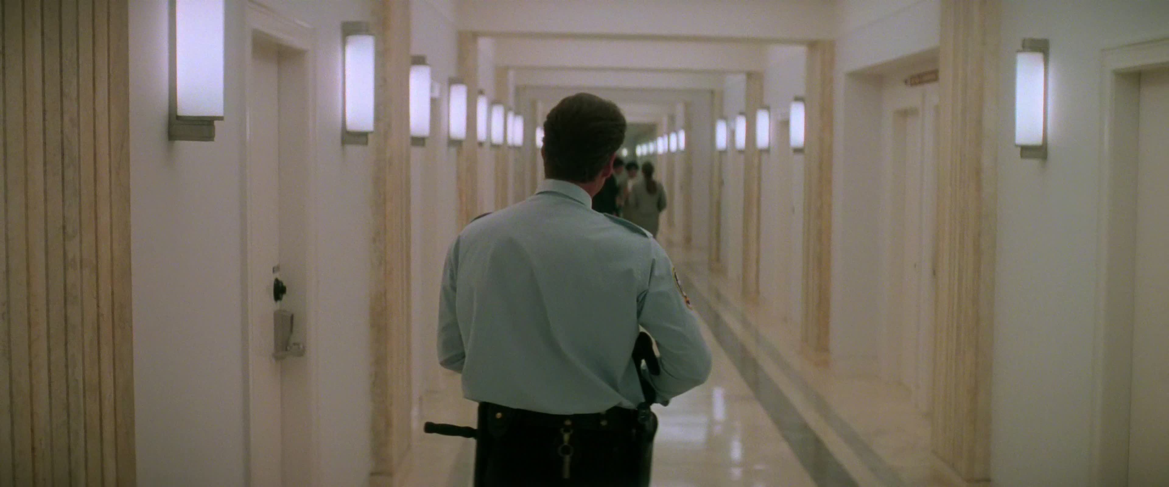 Download Mission: Impossible (1996) HD Movie 480p [334MB] || 720p [728MB] || 1080p [1.68GB]