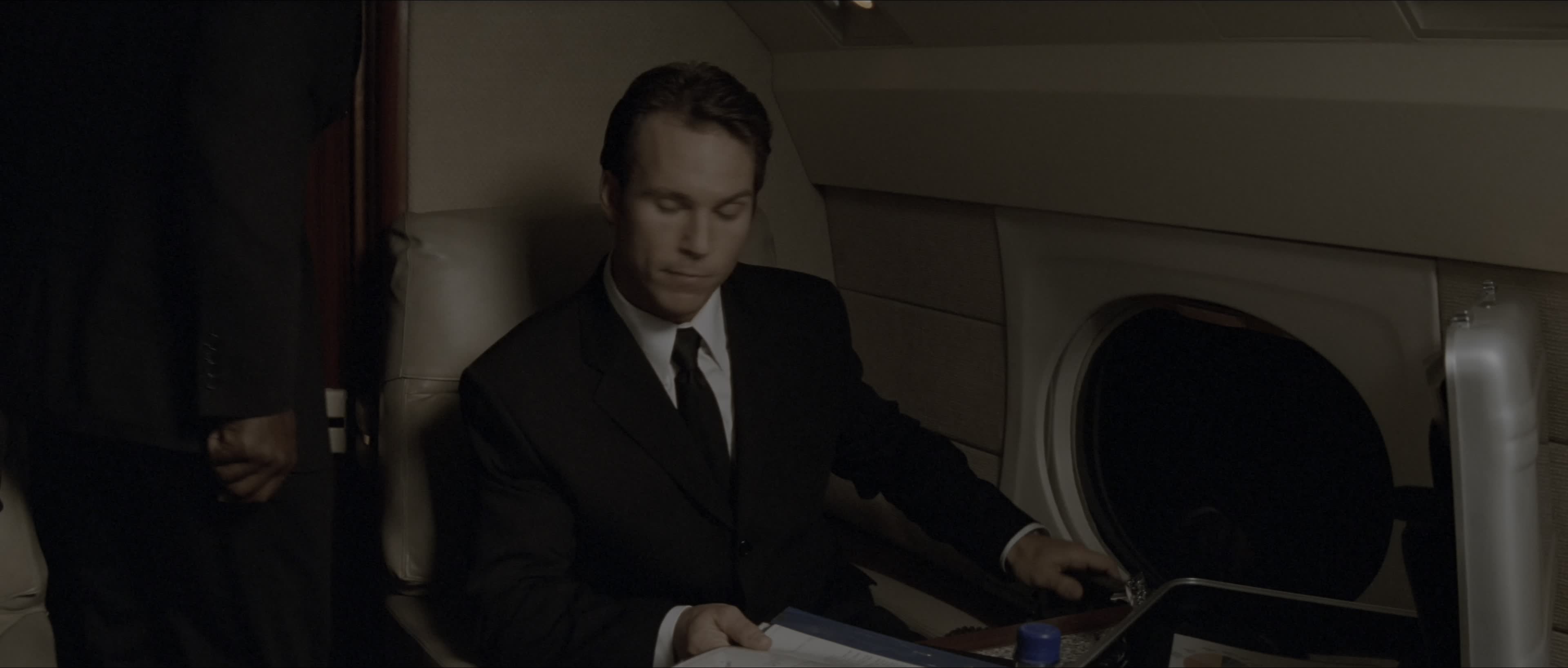 Download Red Eye (2005) HD Movie 480p [258MB] || 720p [693MB] || 1080p [1.33GB]