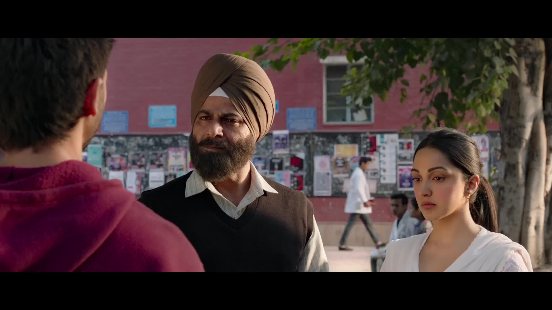 Loading Screenshot for Kabir Singh (2019)