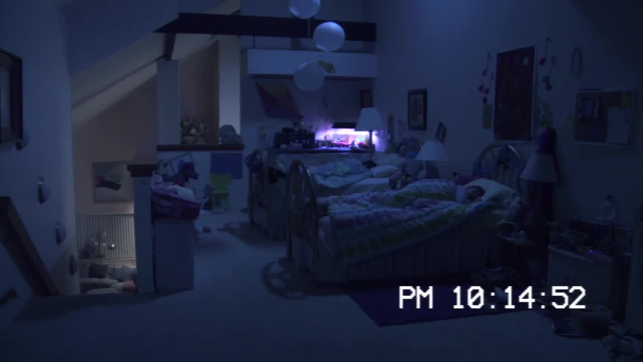 Loading Screenshot for Paranormal Activity 3 (2011)
