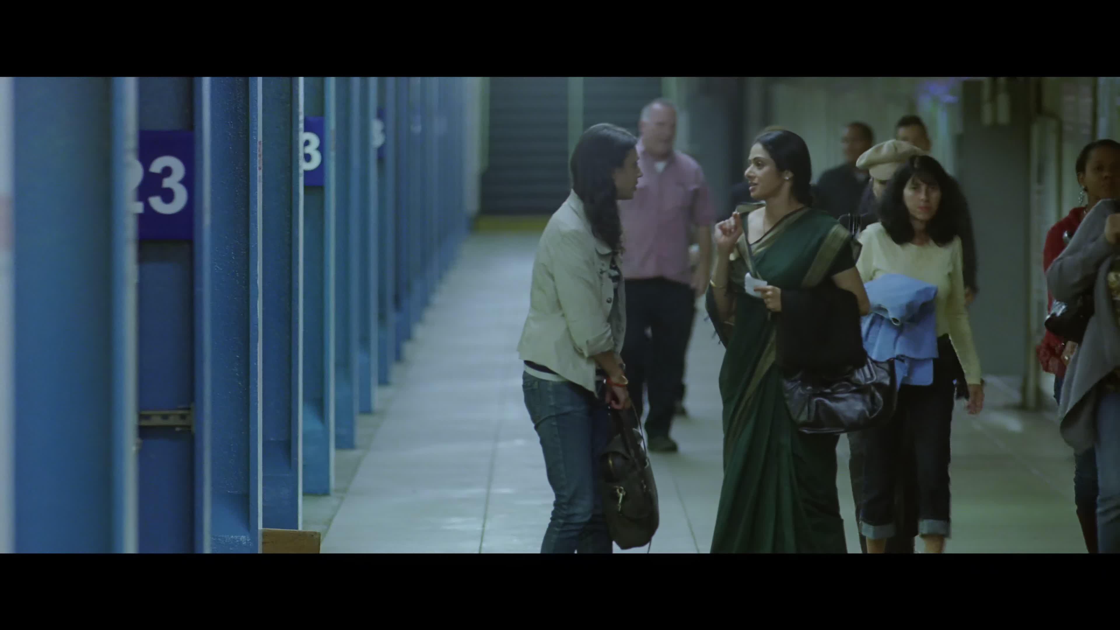 Download English Vinglish (2012) Movie