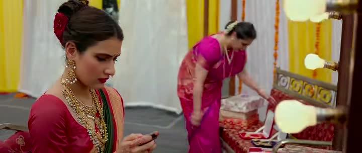 Loading Screenshot for Suraj Pe Mangal Bhari (2020)